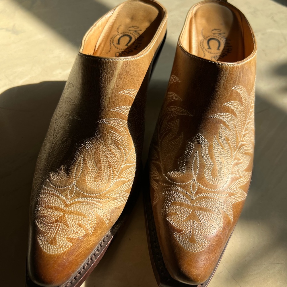Chic Charlie 1 Horse Tan Embroidered Mules